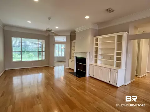 5705 Kings Mill Dr, Mobile, AL 36693 photo 3
