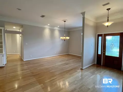 5705 Kings Mill Dr, Mobile, AL 36693 photo 2