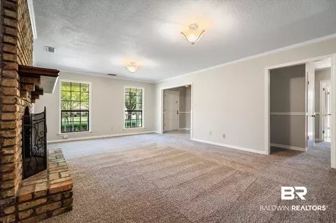 7477 N Tara Dr, Mobile, AL 36619 photo 4