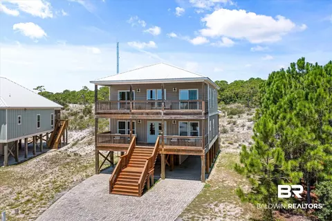 200 Magnolia Ct, Dauphin Island, AL 36528