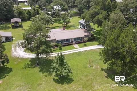 11142 Robin Rd, Fairhope, AL 36532