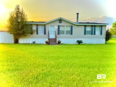 10010 Old Pascagoula Rd, Theodore, AL 36582