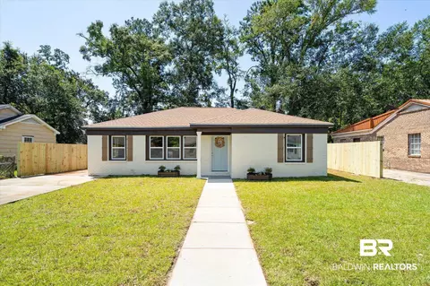 2259 Clinton St, Mobile, AL 36617