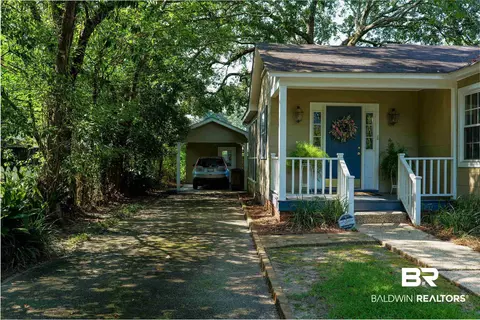 5 Lancaster Rd, Mobile, AL 36608 photo 2