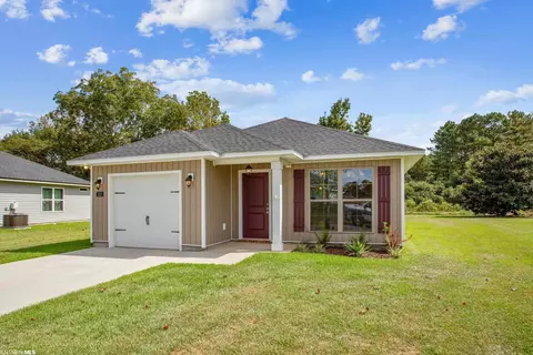 113 Cottage Ln, Atmore, AL 36502