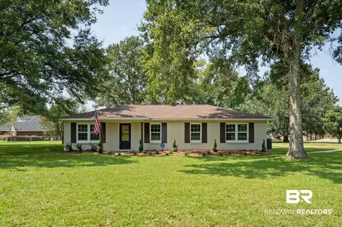 10331 Garris Dr, Mobile, AL 36695