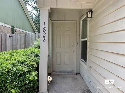 1822 Spring Brook Ct, Mobile, AL 36609 photo 3