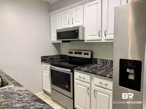 1822 Spring Brook Ct, Mobile, AL 36609 photo 9