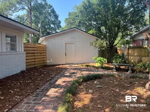 502 E Barksdale Dr, Mobile, AL 36606 photo 22