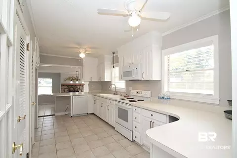 502 E Barksdale Dr, Mobile, AL 36606 photo 5