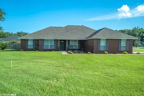 109 Monteith Cir, Foley, AL 36535