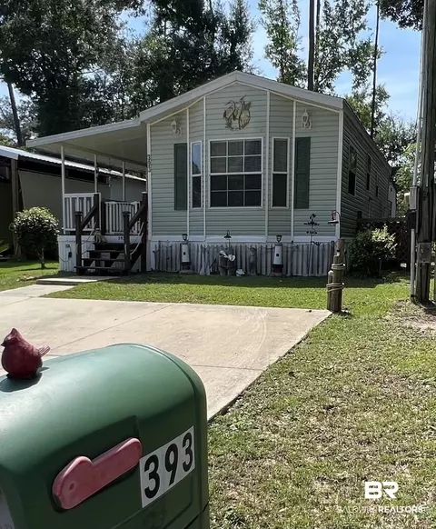 393 Maria Dr, Lillian, AL 36549