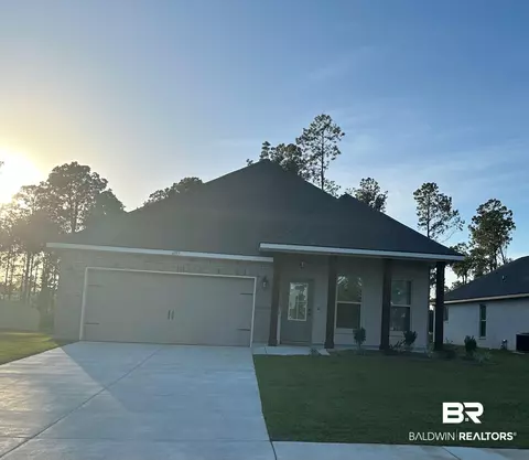 6853 Summerset Dr, Gulf Shores, AL 36542