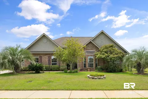 673 Dorr Ave, Gulf Shores, AL 36542