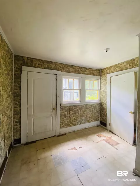 436 Irby St, Mobile, AL 36610 photo 9