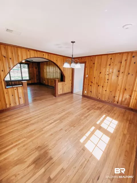 7061 Ching Lynch Rd, Mobile, AL 36618 photo 4