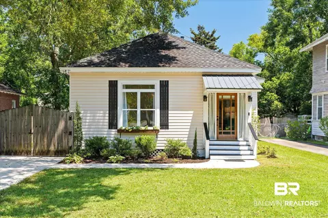 1806 Hunter Ave, Mobile, AL 36606