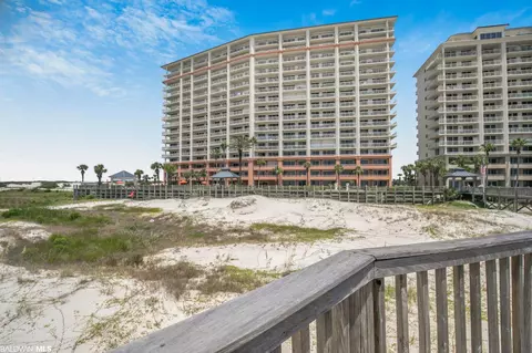 527 Beach Club Trl #D403, Gulf Shores, AL 36542