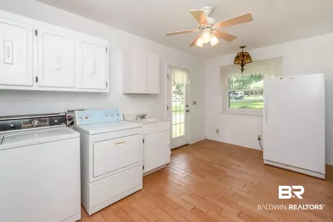400 Mcqueen Ave, Mobile, AL 36609 photo 14
