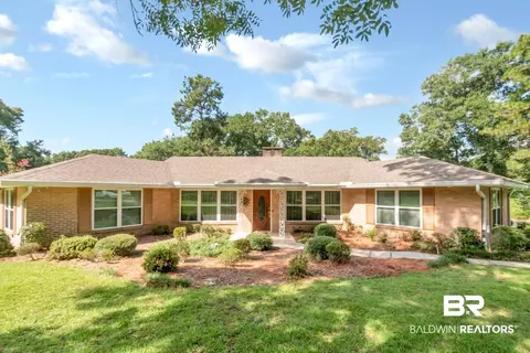 400 Mcqueen Ave, Mobile, AL 36609