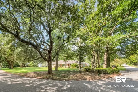 400 Mcqueen Ave, Mobile, AL 36609 photo 2
