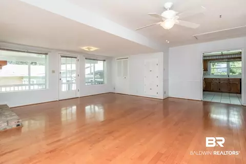 400 Mcqueen Ave, Mobile, AL 36609 photo 9