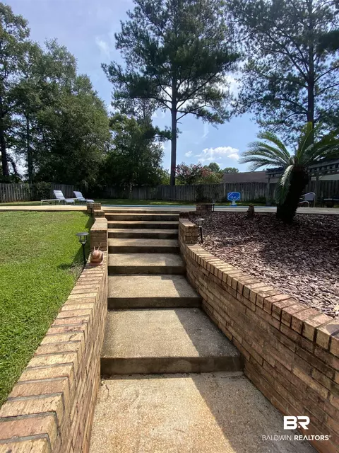 355 Clairmont Dr, Monroeville, AL 36460 photo 41