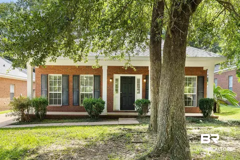 1009 Dickenson Ave, Mobile, AL 36609
