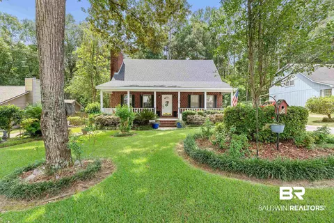 120 Shiloh Dr, Daphne, AL 36526