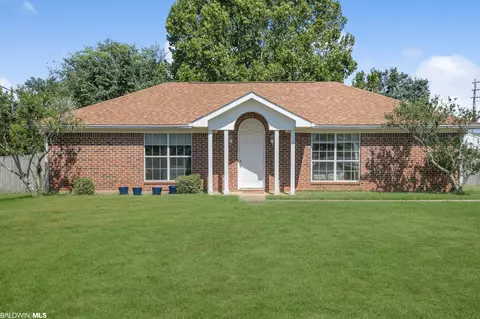 18927 Dalewood Cir, Robertsdale, AL 36567