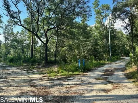 30951 Pine St, Elberta, AL 36530