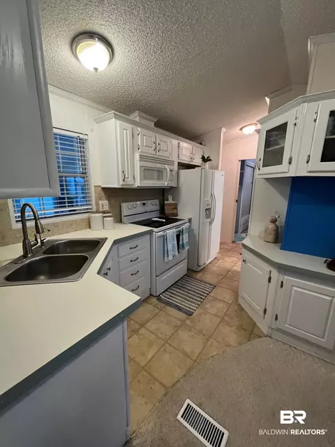173 Defuniak Loop, Lillian, AL 36549 photo 7
