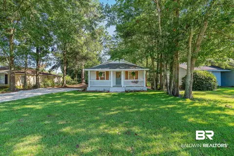 303 W Roosevelt Ave, Foley, AL 36535