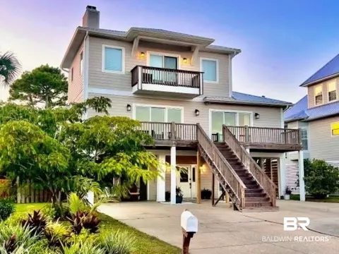 4125 Harbor Rd, Orange Beach, AL 36561