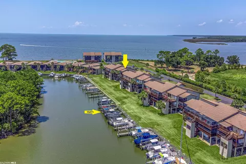 4014 Spinnaker Dr #103, Gulf Shores, AL 36542