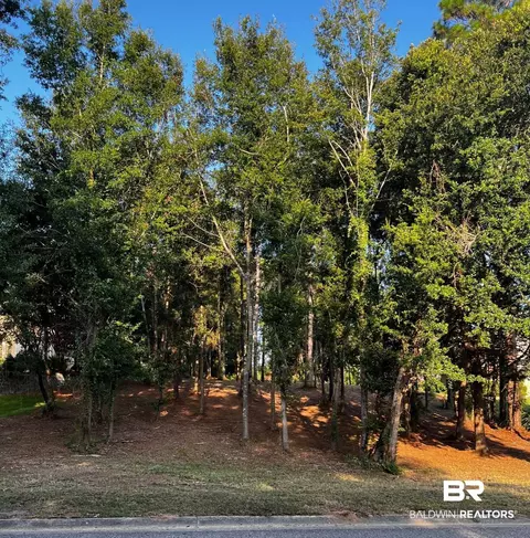 115 Augusta Ct, Fairhope, AL 36532