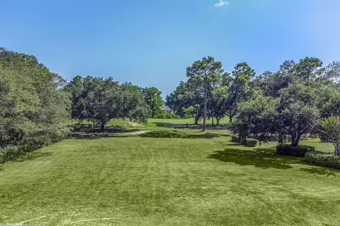 621 Glen Eagles Ave, Gulf Shores, AL 36542