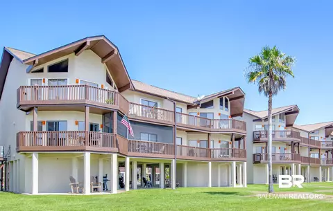 3806 Spinnaker Dr #201, Gulf Shores, AL 36542