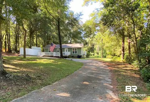 1002 Caroline Ave, Daphne, AL 36526 photo 4