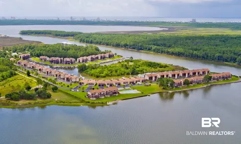 3890 Spinnaker Dr #3890, Gulf Shores, AL 36542