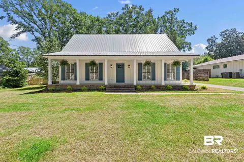 120 Kurlane St, Fairhope, AL 36532