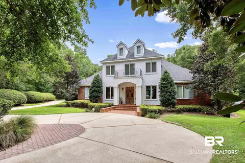 6930 Oak Point Ln, Fairhope, AL 36532