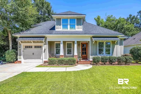 216 Simon St, Fairhope, AL 36532