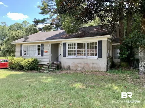 205 Idlewood Dr, Chickasaw, AL 36611