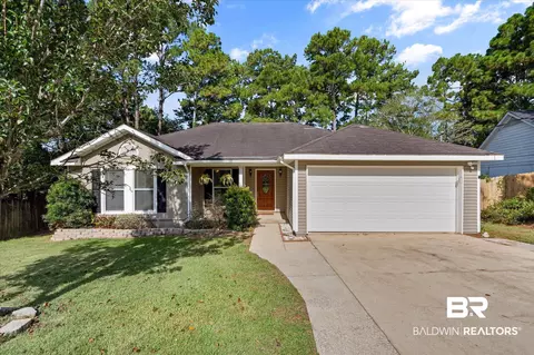 107 Kingswood Dr, Daphne, AL 36526