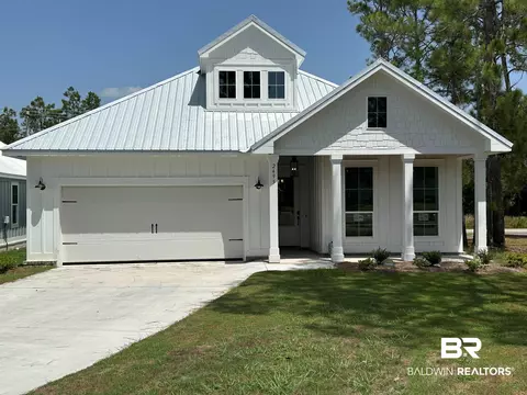 2495 Bienville Ave #18, Gulf Shores, AL 36542