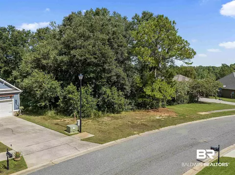 549 N Station Dr, Fairhope, AL 36532