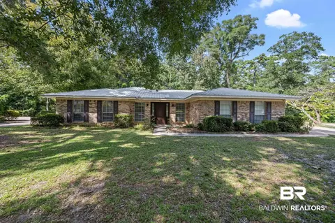 98 Paddock Dr, Fairhope, AL 36532