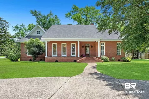 1 Wren Cir, Foley, AL 36535