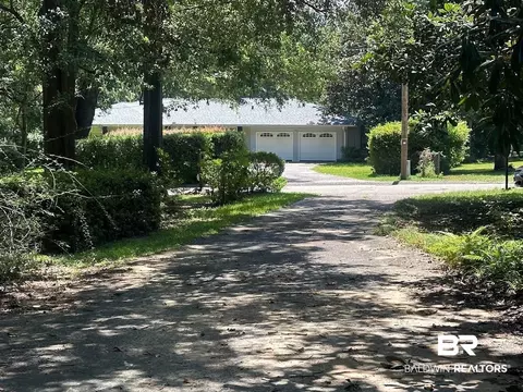 4604 Oak Ridge Rd, Mobile, AL 36609 photo 3